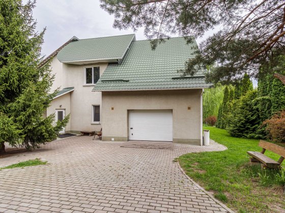 Петрушки 400м. 28+ сот Гармонійне поєднання природи та інфраструктури Петрушки