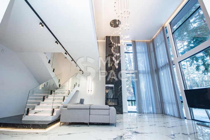 Обухівська трасса. Плюти. Продаж нового будинку з ремонтом - фото 1