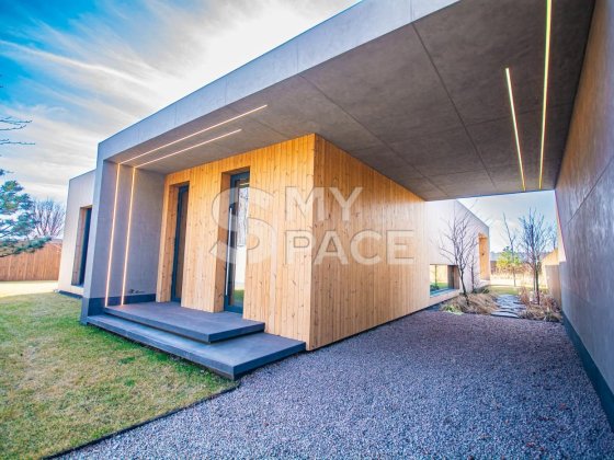 вул. Піщана, с. Плюти Плюти