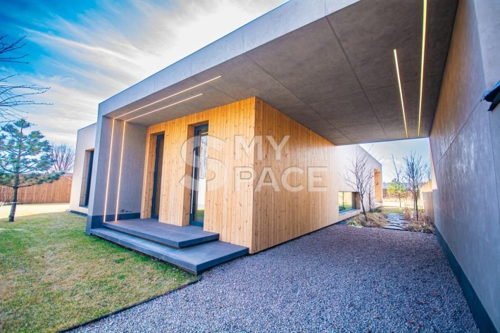 вул. Піщана, с. Плюти - фото 1