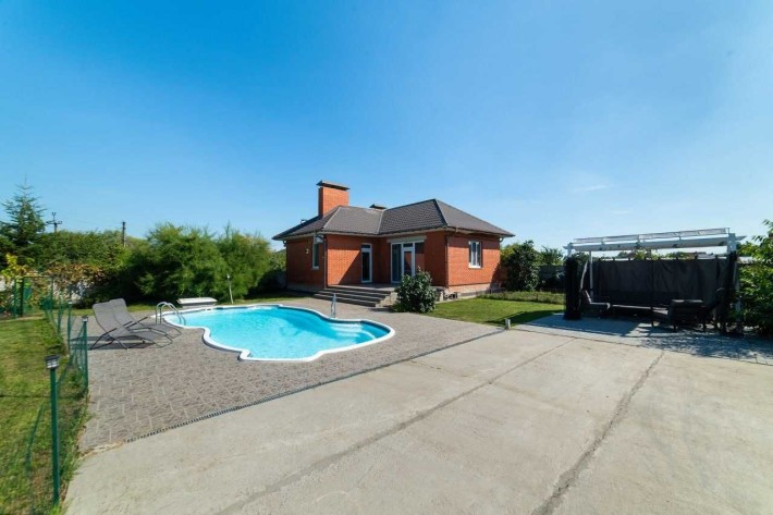 Продаж Будинок Погреби Десна Басейн Центральна Рибальська 21 - фото 1