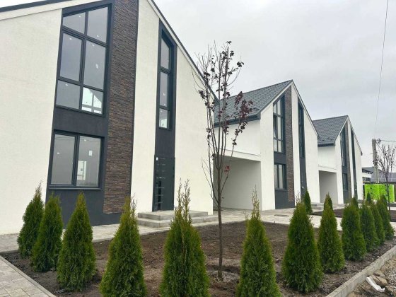 Продаж котеджу таунхаусу дуплексу в с.Погреби. Будинок 100 кв.м Погреби