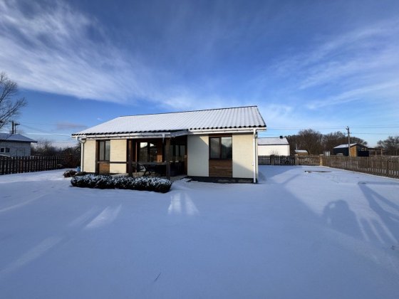 Продаж будинку з ремонтом від власника Пуховка