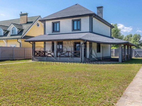 Продажа 2-этажного дома, с. Пуховка, Броварской р-н. Пухівка