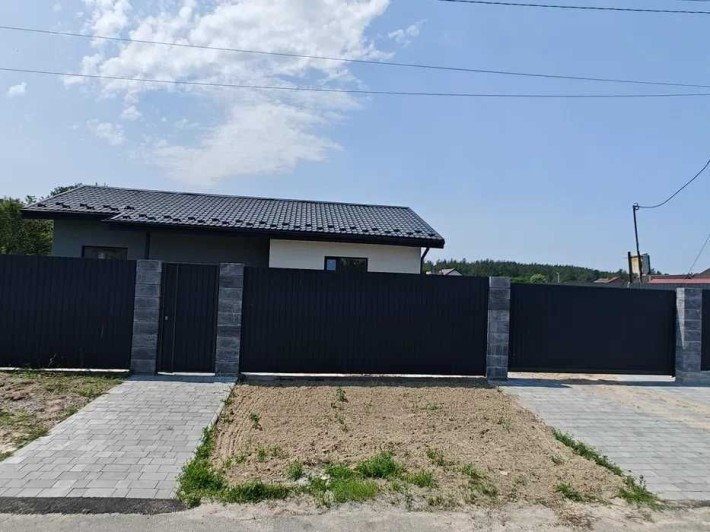 Продам дом 9 на 12 в  селе Рожевка. Єоселя, Є відновлення. - фото 1