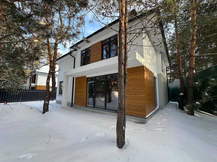 Котедж 200 кв.м біля річки, велика ділянка із соснами - фото 1