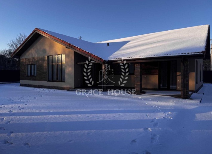 Продаж нового будинку в Романкові. 250 м2 сучасного простору. 17 соток - фото 1