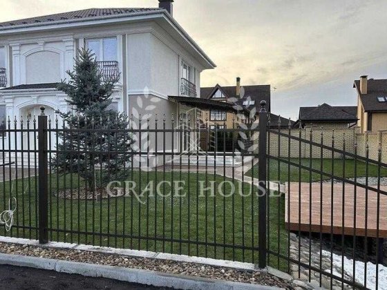 Продажа нового дома на берегу озера Романков Романків закрытый КГ Романков