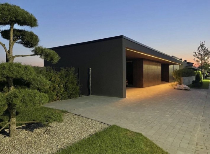 Будинок 364 м² з виходом на воду,басейн Романків Новообухівська траса - фото 1