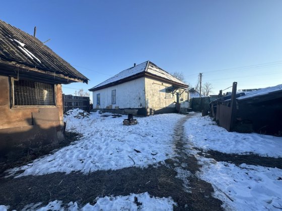 Без %%% Продаж будинку з землею в центрі с. Семиполки Семиполки