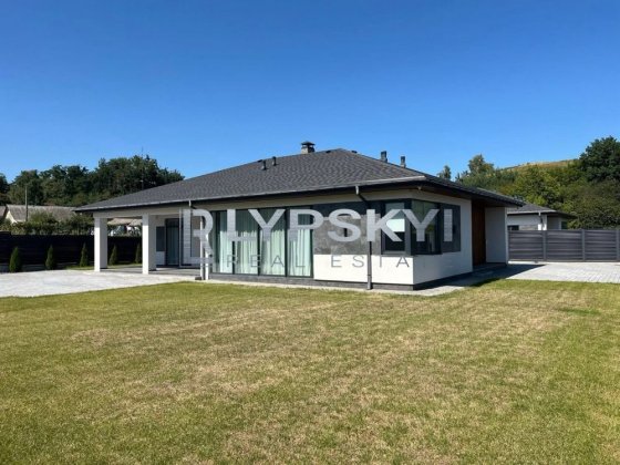 Будинок з ремонтом біля озера! Рославичі