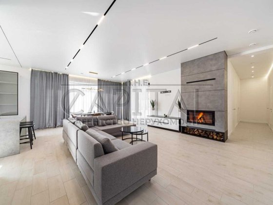 Продаж будинку 178 м2 з каміном і автоматичними воротами Рославичі