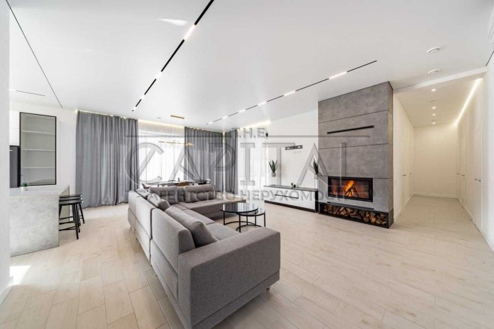 Продаж будинку 178 м2 з каміном і автоматичними воротами - фото 1