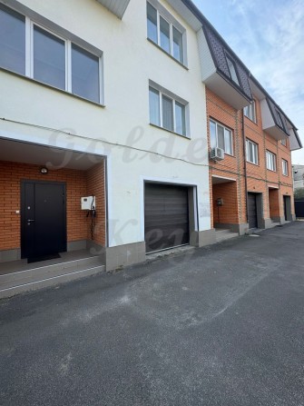 Продам Будинок Таунхаус 228м2, Гараж, с.Щасливе, 8кмКиїв - фото 1