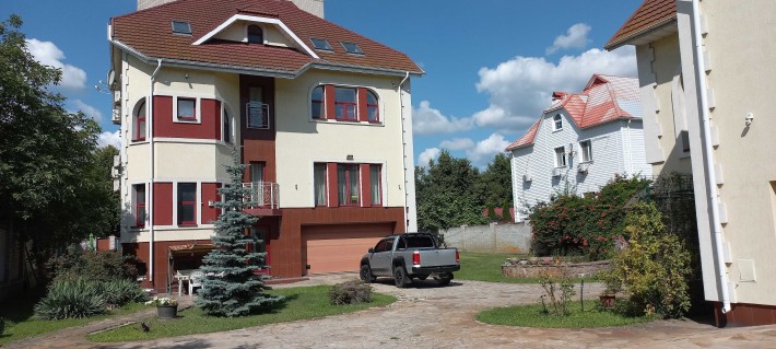 Продам домоволодіня по вул. Квіткова 1, с. Щасливе, 850 м2 - фото 1