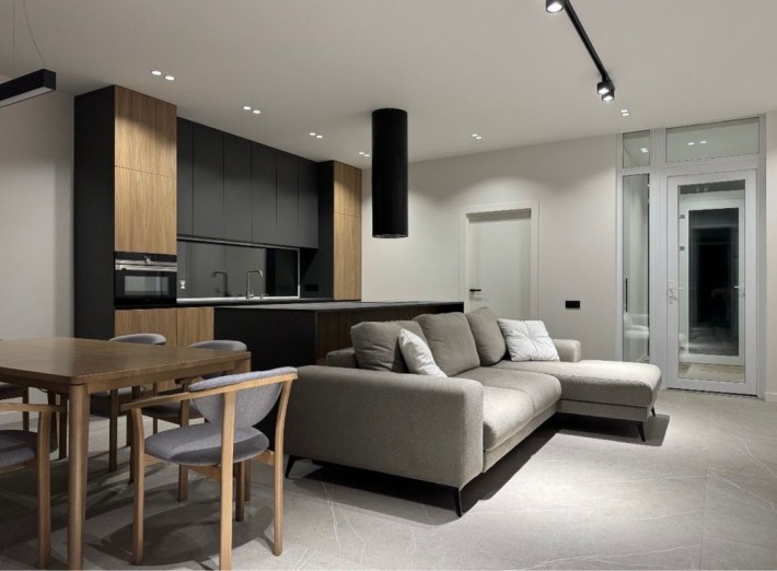 Сучасний будинок з ремонтом 100м2/ 6 соток| Тарасівка| БЕЗ КОМІСІЇ! - фото 1