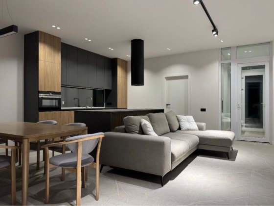 Продаж будинку з ремонтом  та меблями с.Тарасівка 6 соток Тарасівка