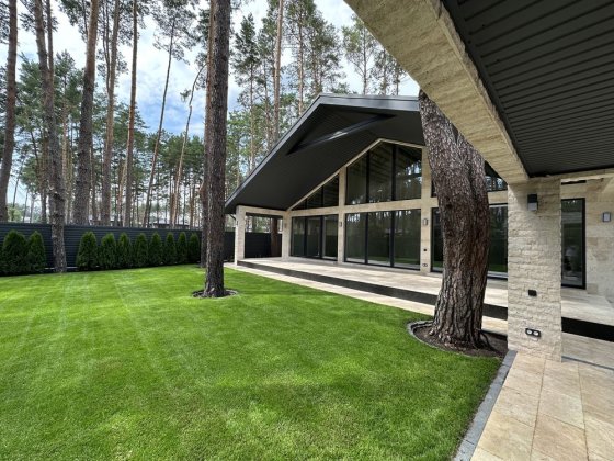 Купити будинок у лісовій Бучі під ремонт. Буча