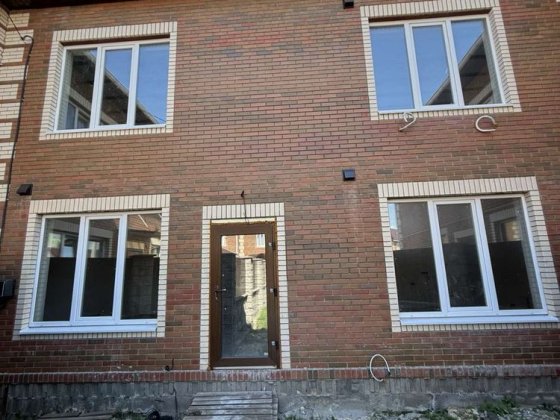 Продам таун хаус.Новобудова Біла Церква