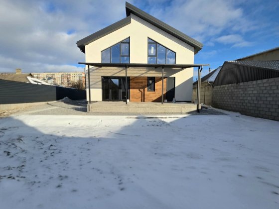 Продаж сучасного будинку в районі ДНС, неподалік від річки Біла Церква