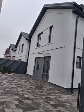 Продам будинок у котеджному містечку - фото 1