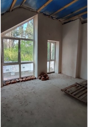 Продаж таунхауса в Ірпені під чистову вже з документами! Поруч зупинка - фото 1