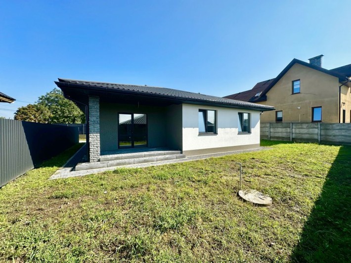 Купівля-продаж будинку і центрі Борисполя Київ 20 км - фото 1