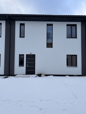 ТЕРМІНОВО! Продам таунхаус біля річки в Ірпені. - фото 1