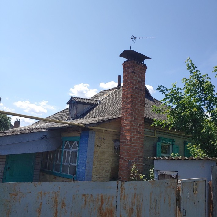 Будинок в Кременчуці, є працююча  груба,газ, вода, світло - фото 1