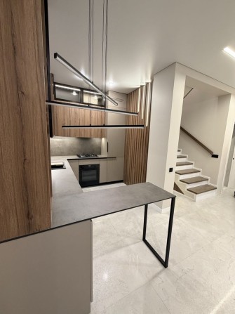 Ексклюзивний таунхаус з балконом.Парк Незнайка - фото 1