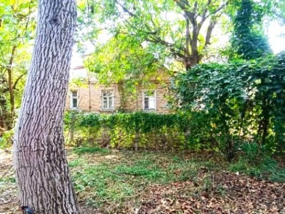 Будинок з ділянкою в Ірпені. Центральна частина міста! Ирпень