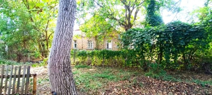 Будинок з ділянкою в Ірпені. Центральна частина міста! - фото 1