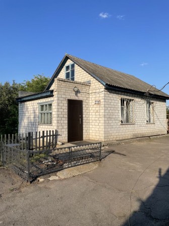 Продам дом в Новой Знаменке - фото 1