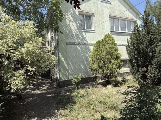 Продаж розкішного  2-поверхового будинку Кривой Рог