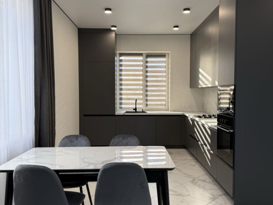 Одноповерховий будинок з новим ремонтом у Лісовій Бучі, 8 соток, газ Буча