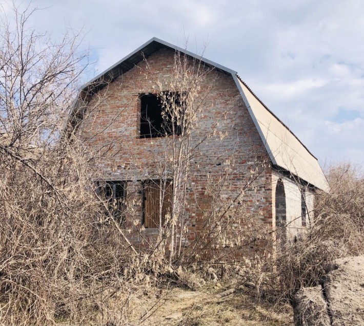 Дом недострой Дзержинка ул Волжская  128 м2 - фото 1