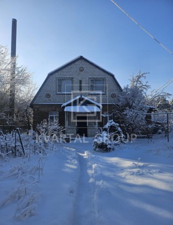 Півбудинка у центрі  Клавдієво! ГАЗ, комунікації міські! Ремонт новий! - фото 1