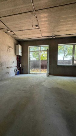 Таунхаус з ремонтом під чистове оздоблення в Ірпені комунікації міська - фото 1