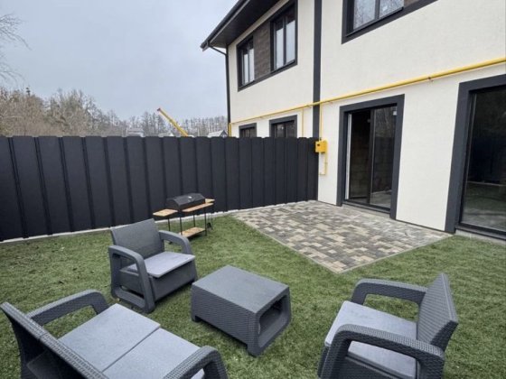 Таунхауси в котеджному містечку в Бучі Буча