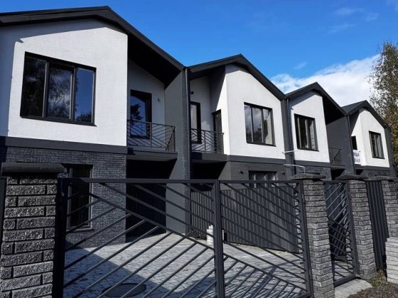 Таун в Бучі. Вся комплектація. 2% податки. Сертифікат, Постанова. Буча