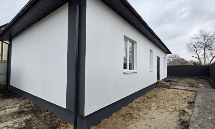 Поодаж БУДИНКУ 80 кв.м  5 сот ЦЕНТР міста Бориспіль - фото 1