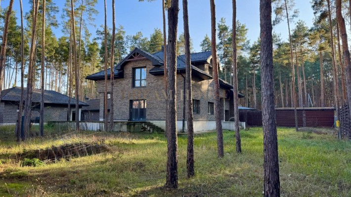 Домоволодіння у лісовій Бучі. Капітальне будівництво! Бомбосховище - фото 1