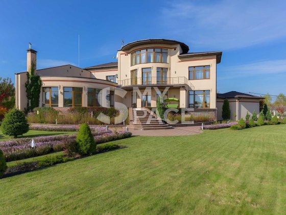 Елітний будинок у Бориспільському районі | Простір і комфорт Борисполь