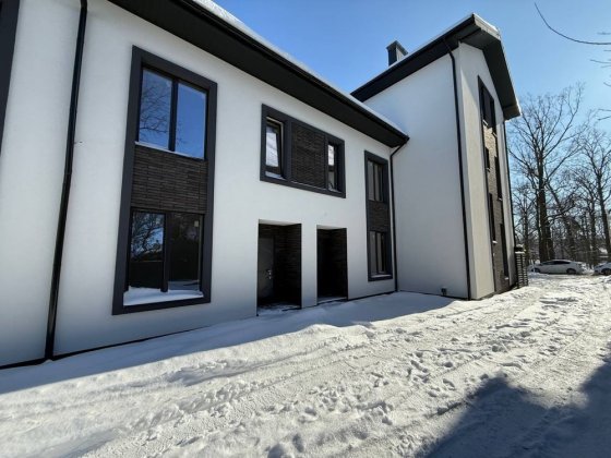 Таунхаус навпроти парку Незнайко. Міські комунікації - газ! Є відео! Ирпень