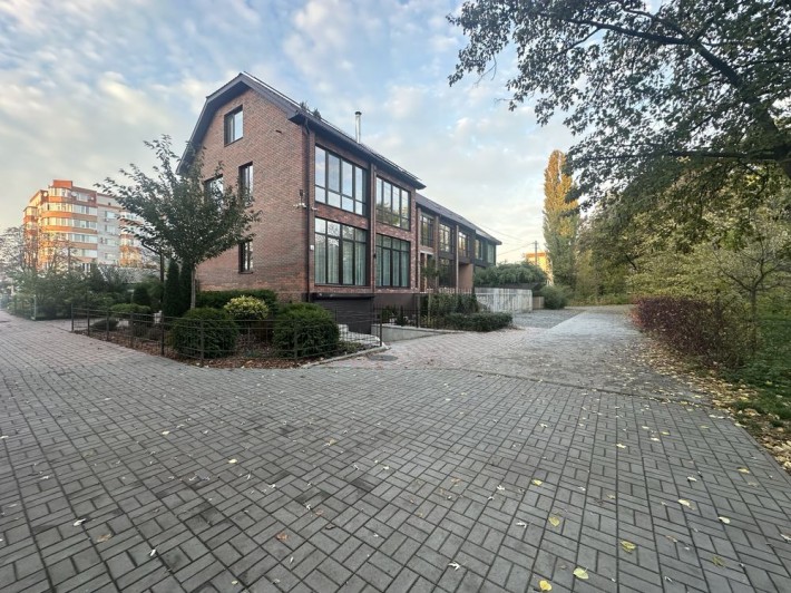 Продаж будинку таунхаусу - фото 1