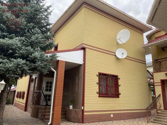 Продажа будинка комфорт класа в тихому місці.