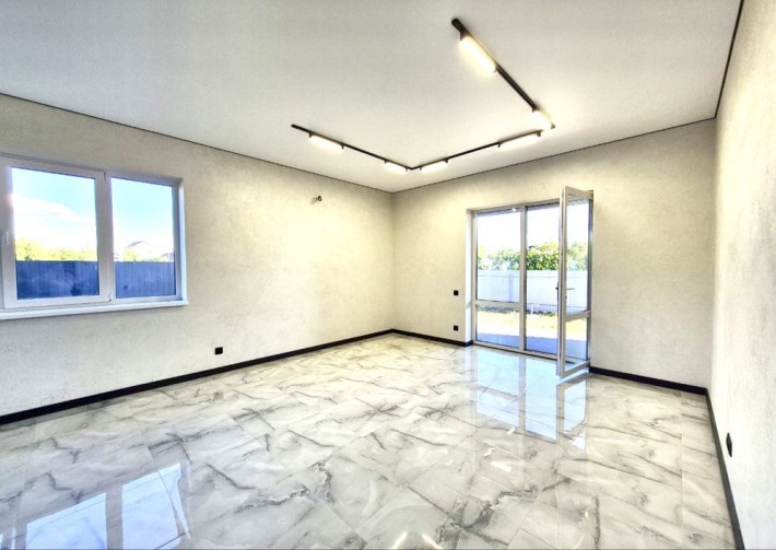 Будинок, р-н ветлікарні на 5 сотках - фото 1