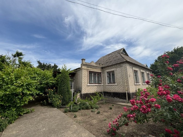 Продам дом Ингулец г.Кривой Рог - фото 1