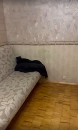 Здається кімната біля метро.Без хозяїв.Газ. - фото 1