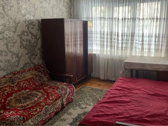 Довгострокова оренда кімнати